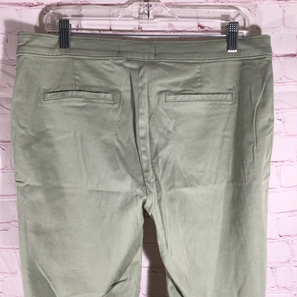 Lila Ryan Green Chino Pants - Size 14 - Picture 5 of 11